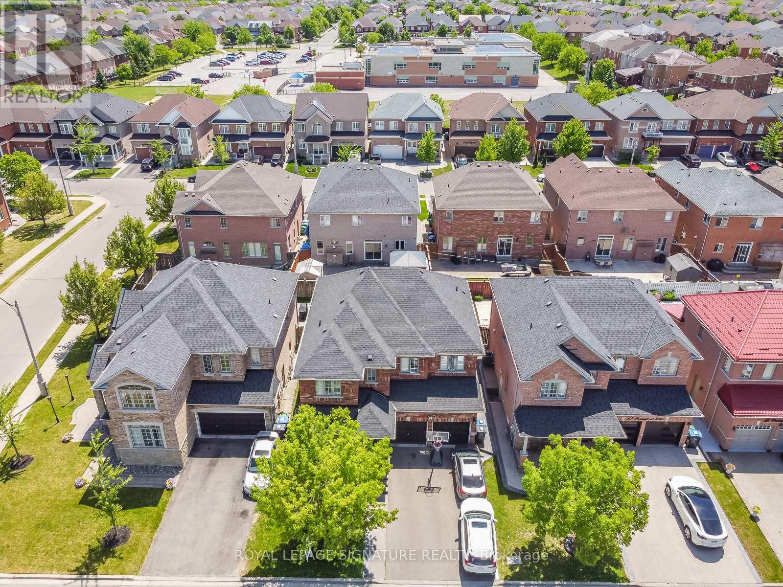 27 Permafrost Drive, Brampton, Ontario L6R 3M4 - Photo 46 - W12976700
