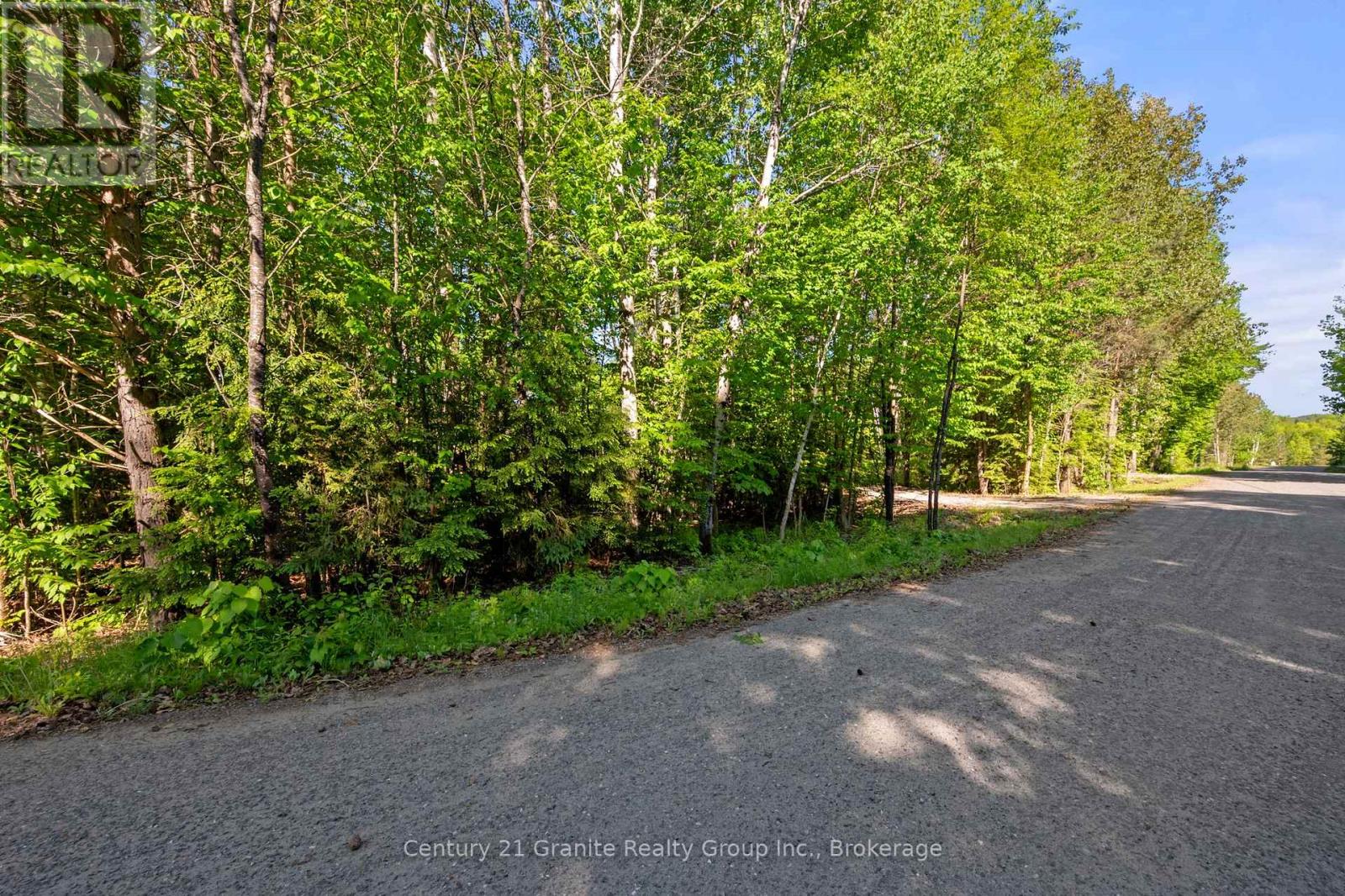 1042 Suburban Court, Dysart Et Al, Ontario  K0M 2K0 - Photo 20 - X13449662