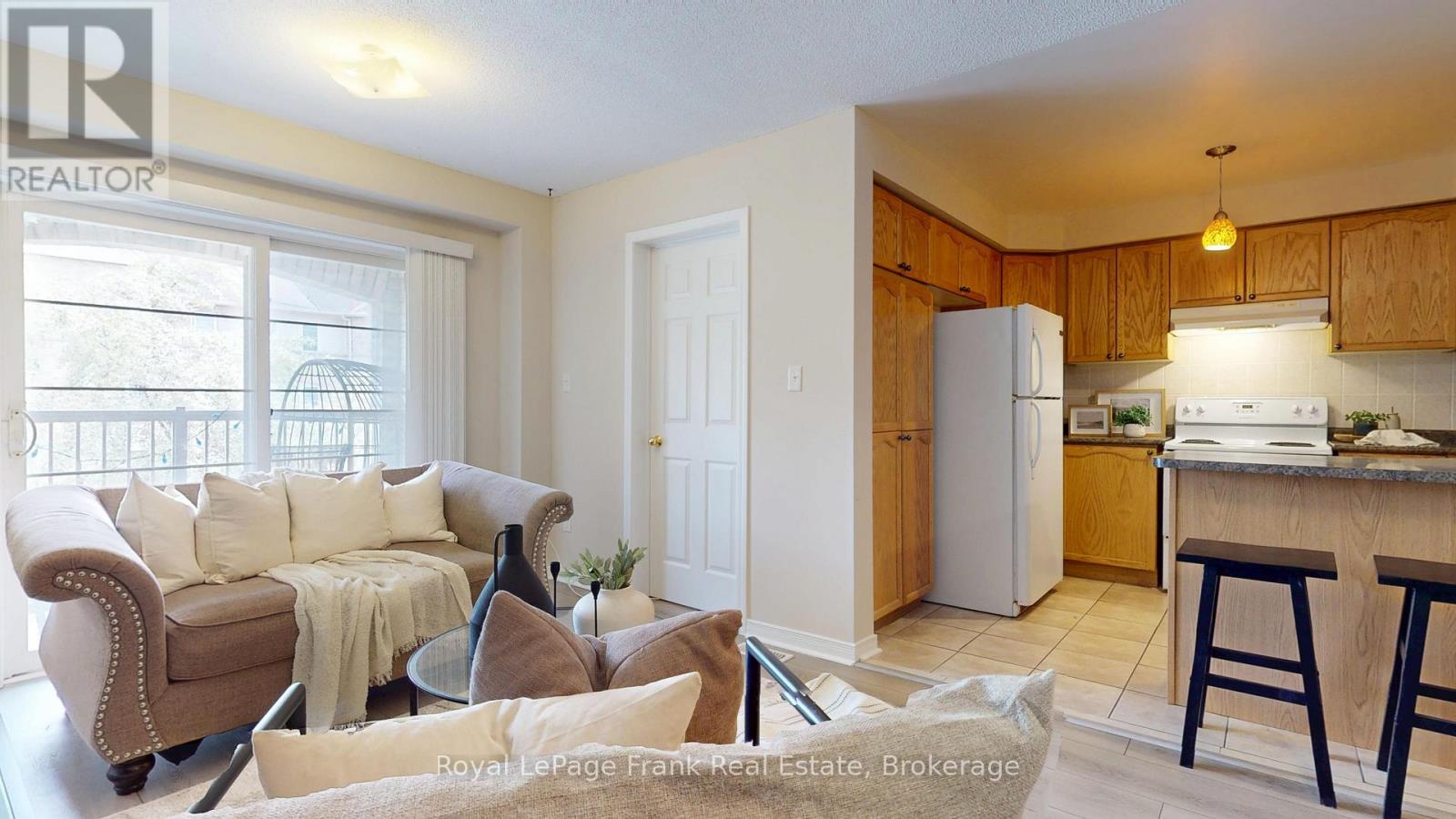 20 Cullcastle Street, Ajax, Ontario  L1S 0A9 - Photo 7 - E13419480