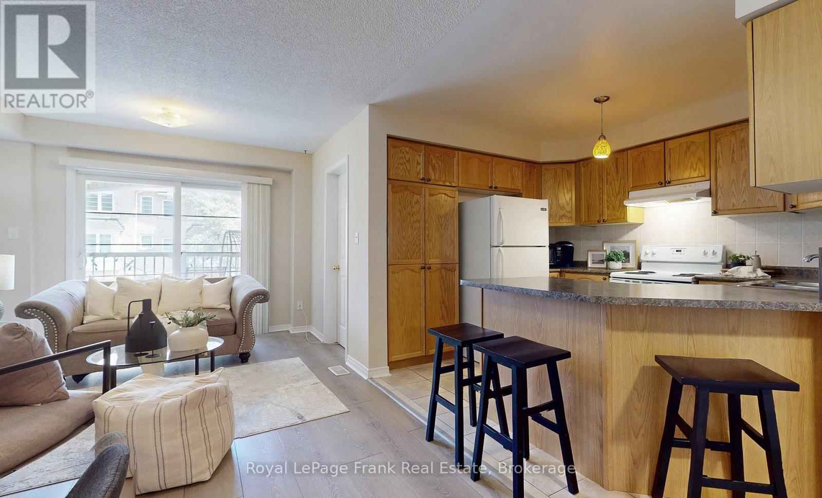 20 Cullcastle Street, Ajax, Ontario  L1S 0A9 - Photo 4 - E13419480