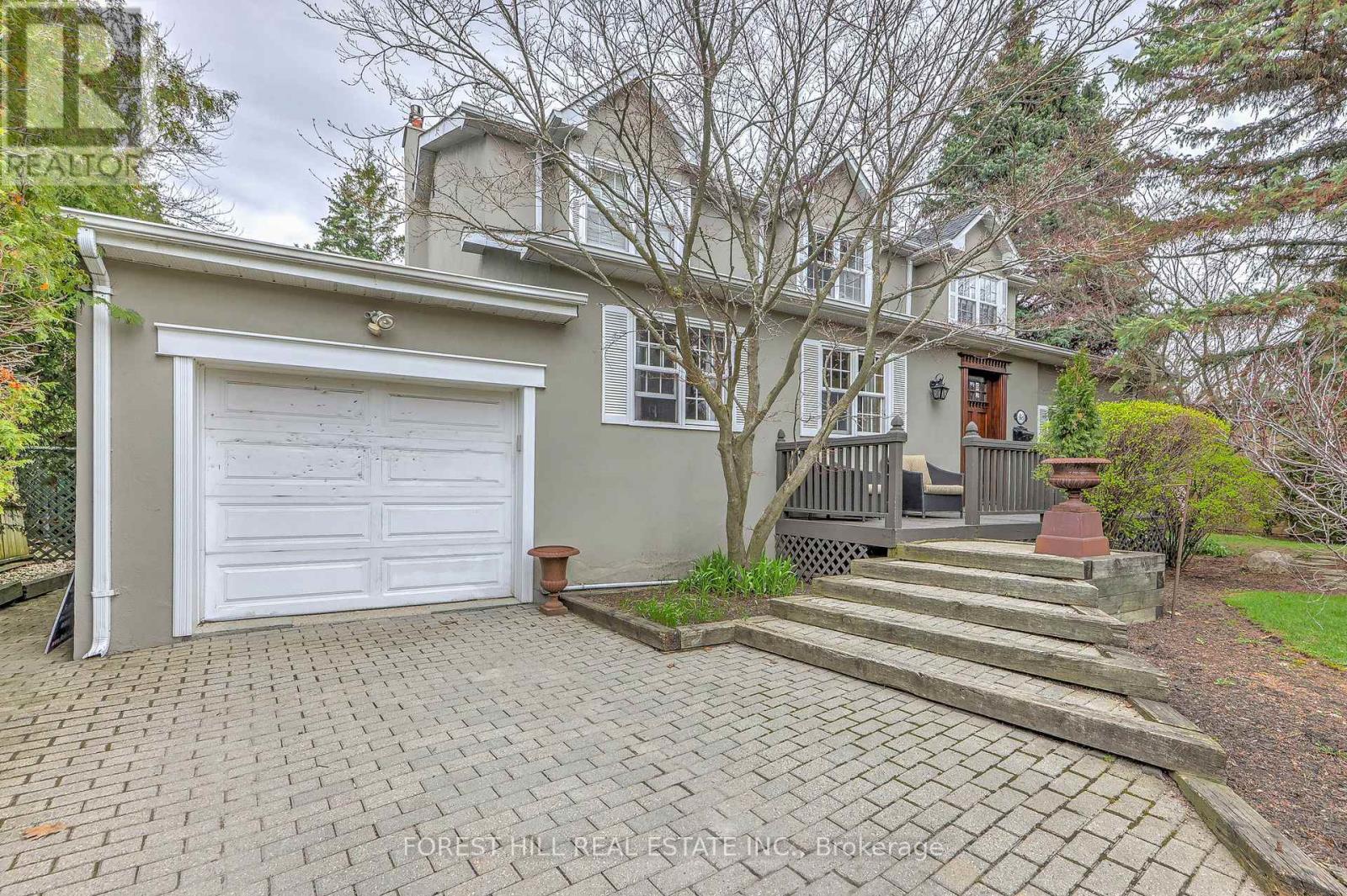 48 Grangemill Crescent, Toronto, Ontario  M3B 2J2 - Photo 2 - C13445280