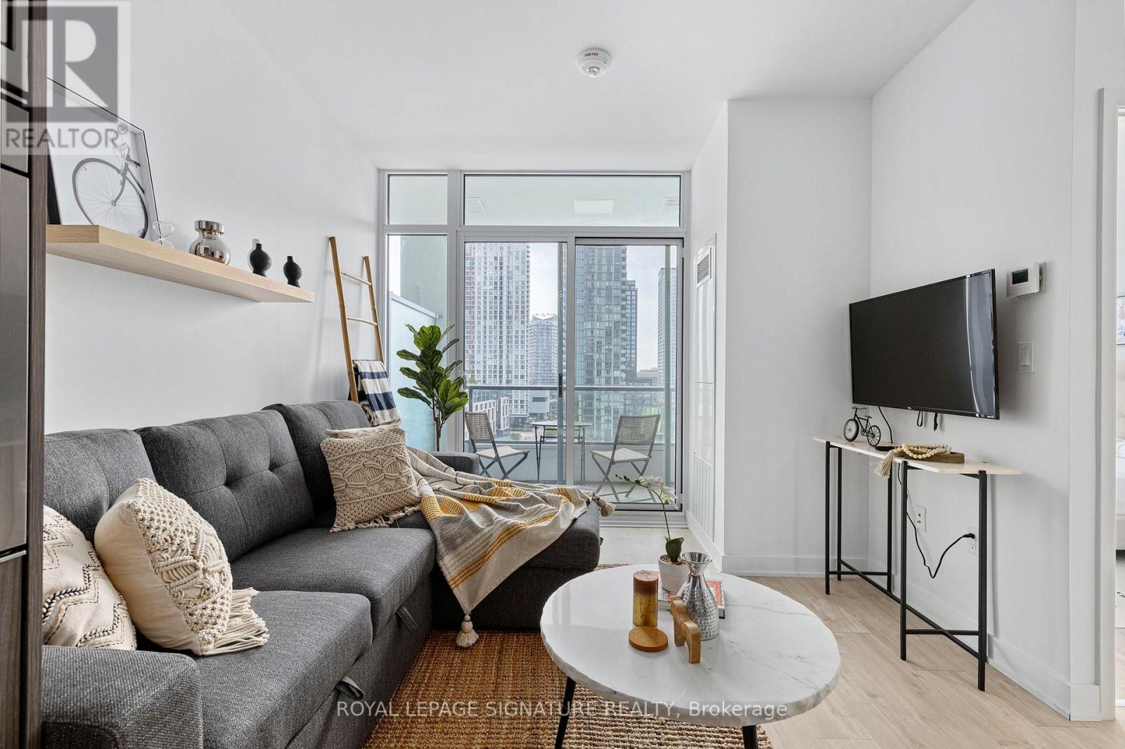 806e - 576 Front Street W, Toronto, Ontario  M5V 1C1 - Photo 6 - C13449604