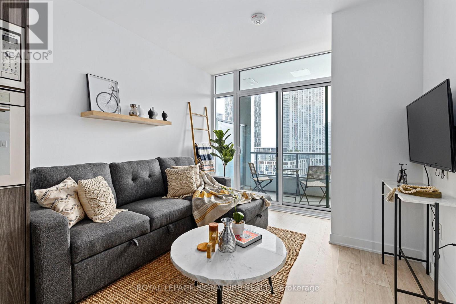 806e - 576 Front Street W, Toronto, Ontario  M5V 1C1 - Photo 7 - C13449604