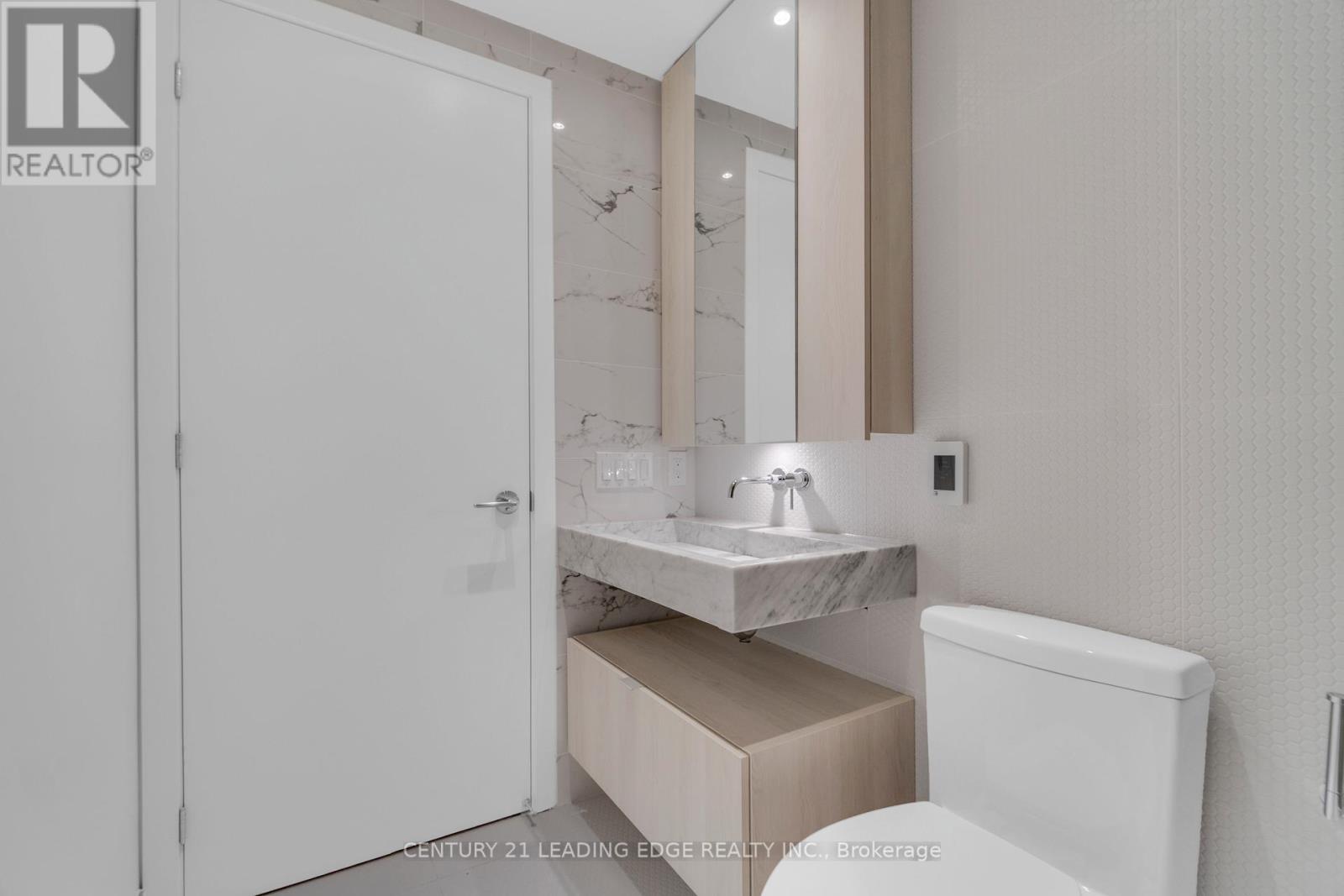 3005 - 11 Yorkville Avenue, Toronto, Ontario  M4W 0B7 - Photo 30 - C13449606