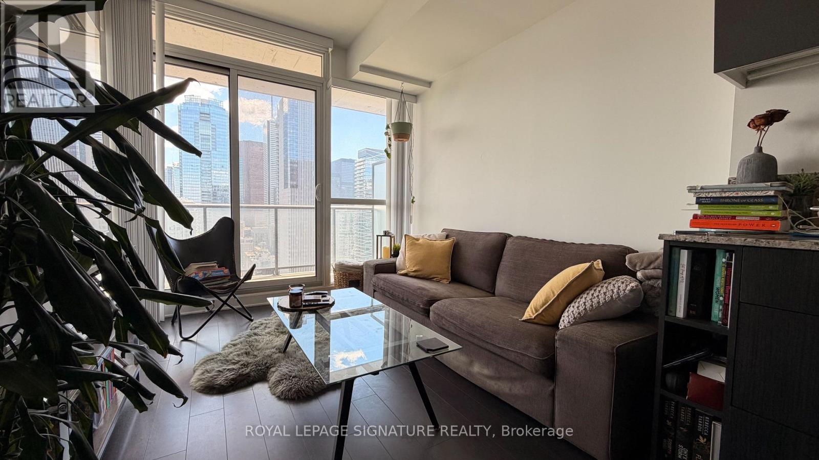3308 - 290 Adelaide Street W, Toronto, Ontario  M5H 1X6 - Photo 5 - C13449684