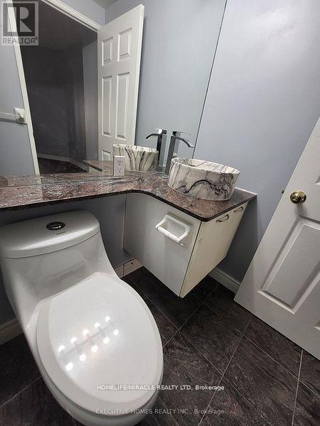 603 - 55 Bloor Street E, Toronto, Ontario  M4W 3W6 - Photo 13 - C13449696