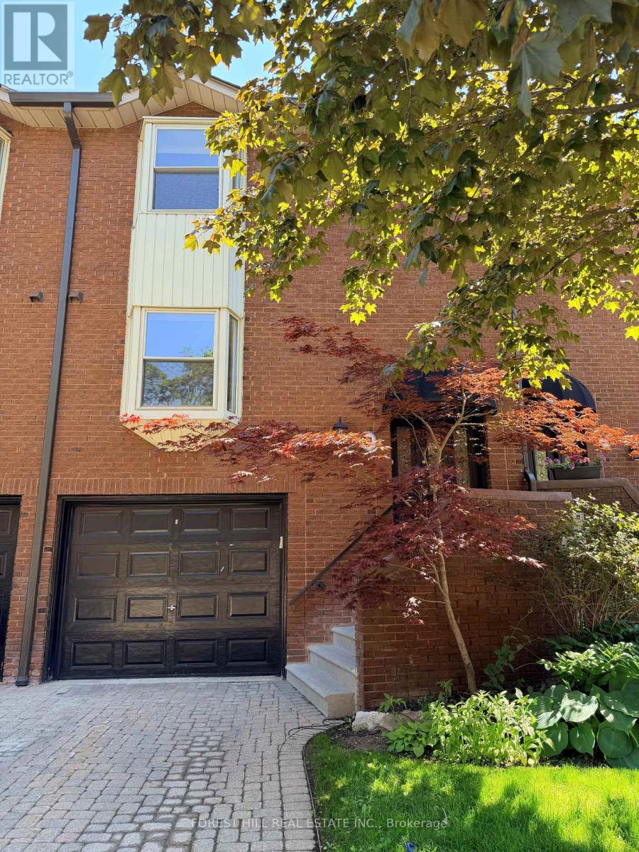 21 RED MAPLE COURT, Toronto, Ontario