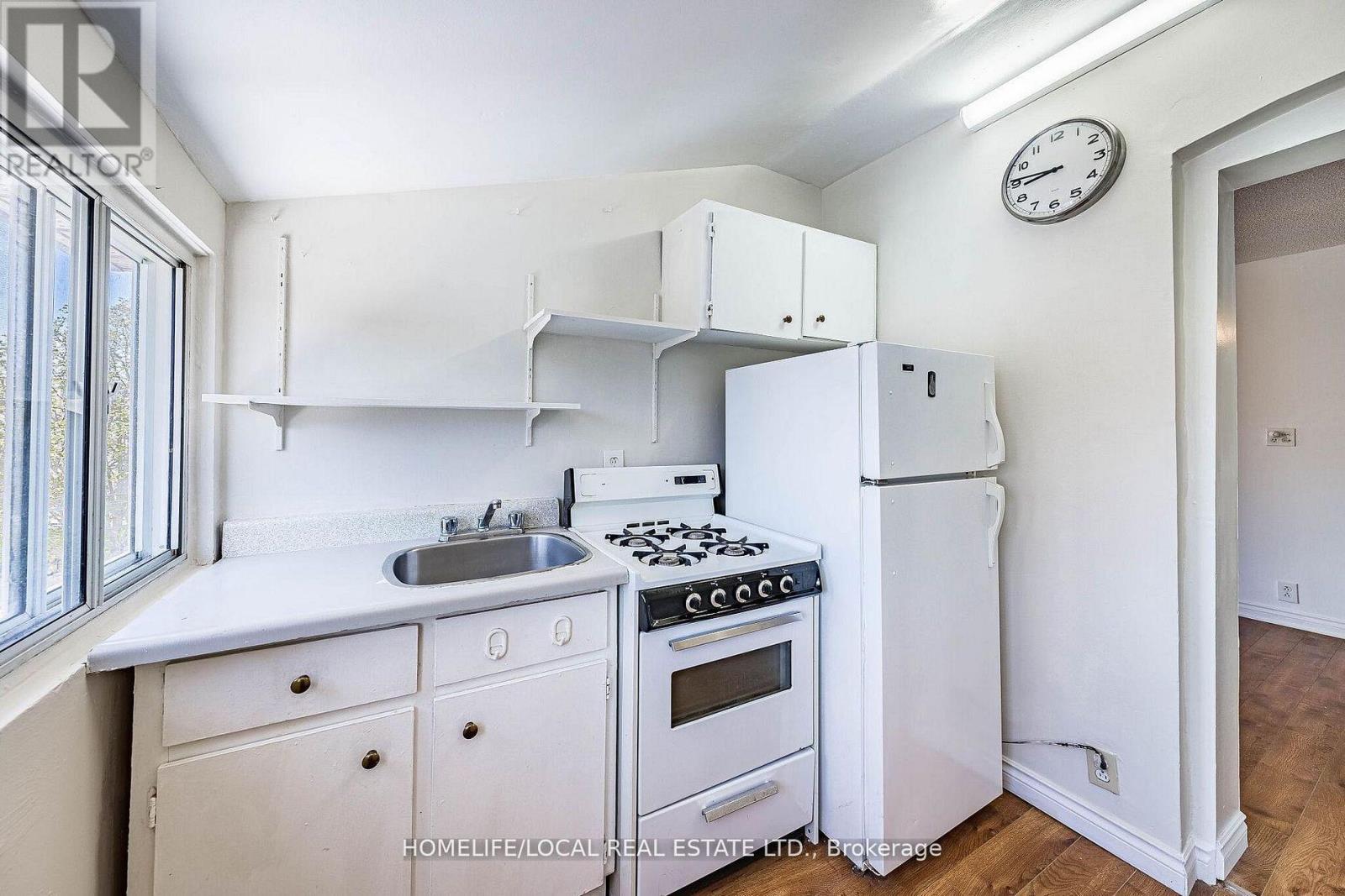 280 St Clarens Avenue, Toronto, Ontario  M6H 3W3 - Photo 21 - C13449768
