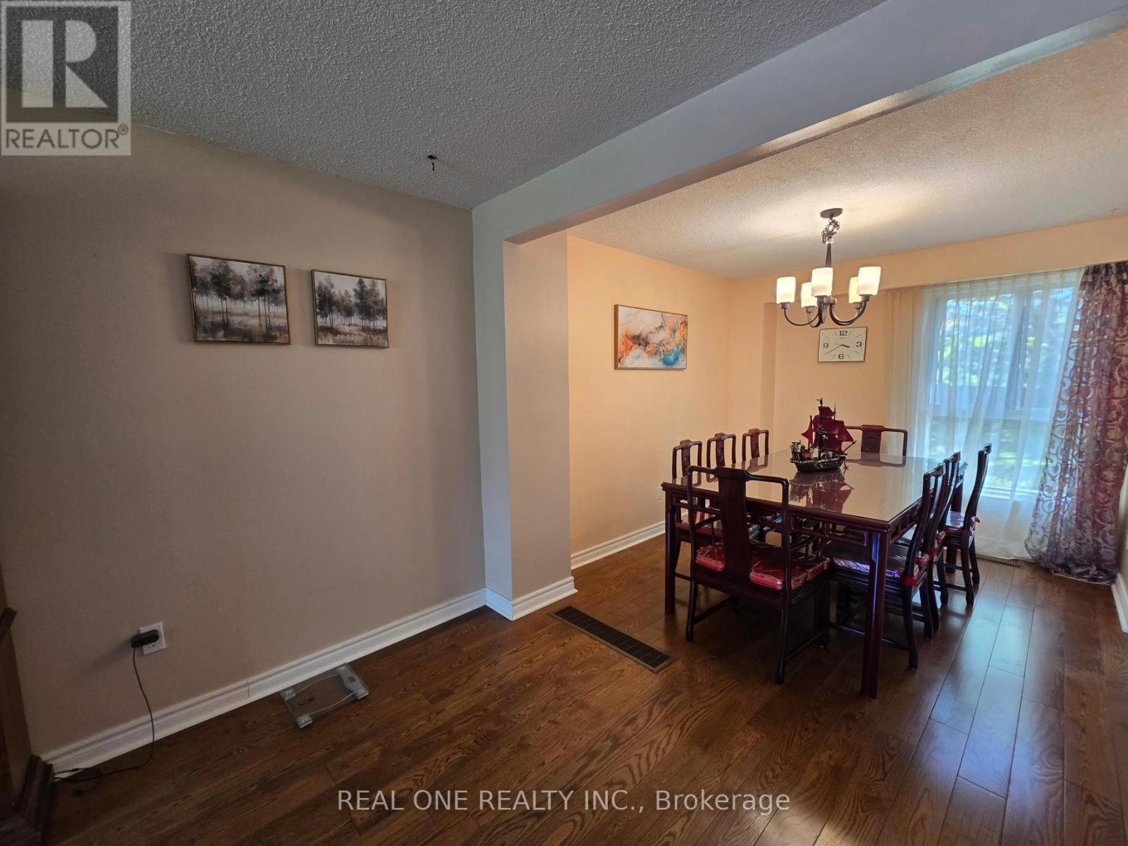 174 Rusty Crestway, Toronto, Ontario M2J 2Y6 - Photo 6 - C13449800