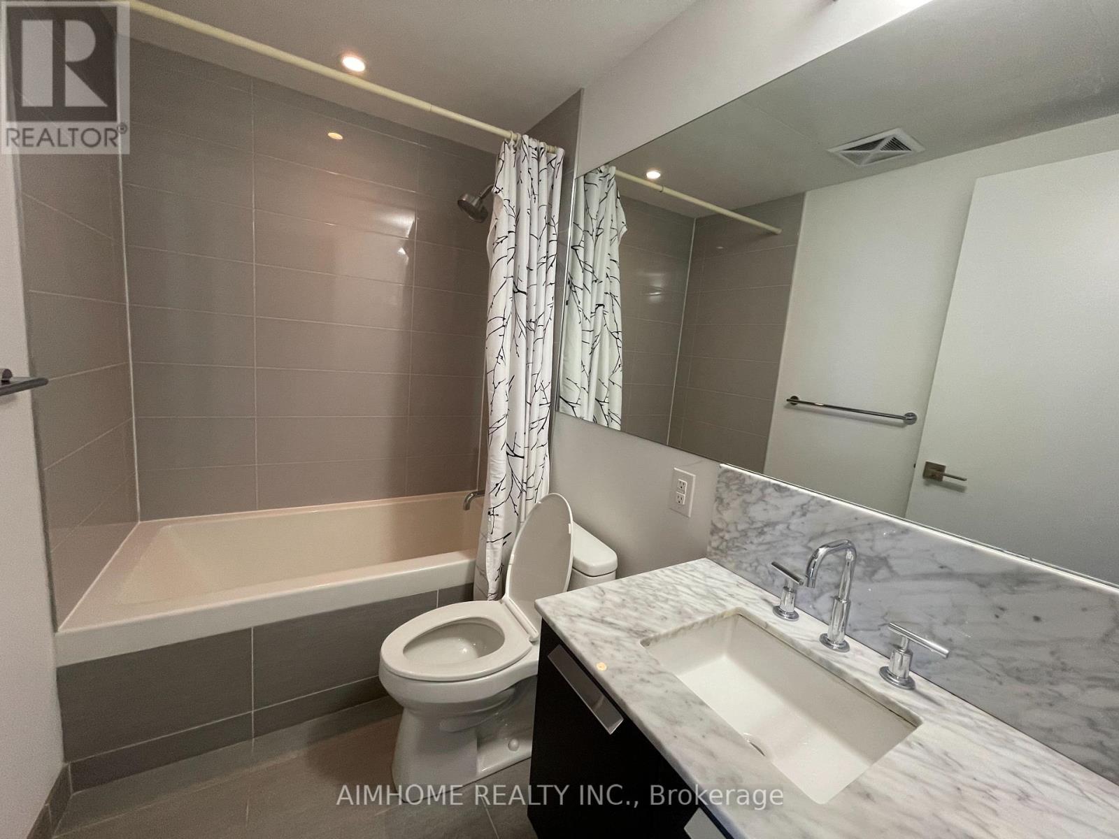 2801 - 50 Charles Street E, Toronto, Ontario  M4Y 1T1 - Photo 11 - C13449838