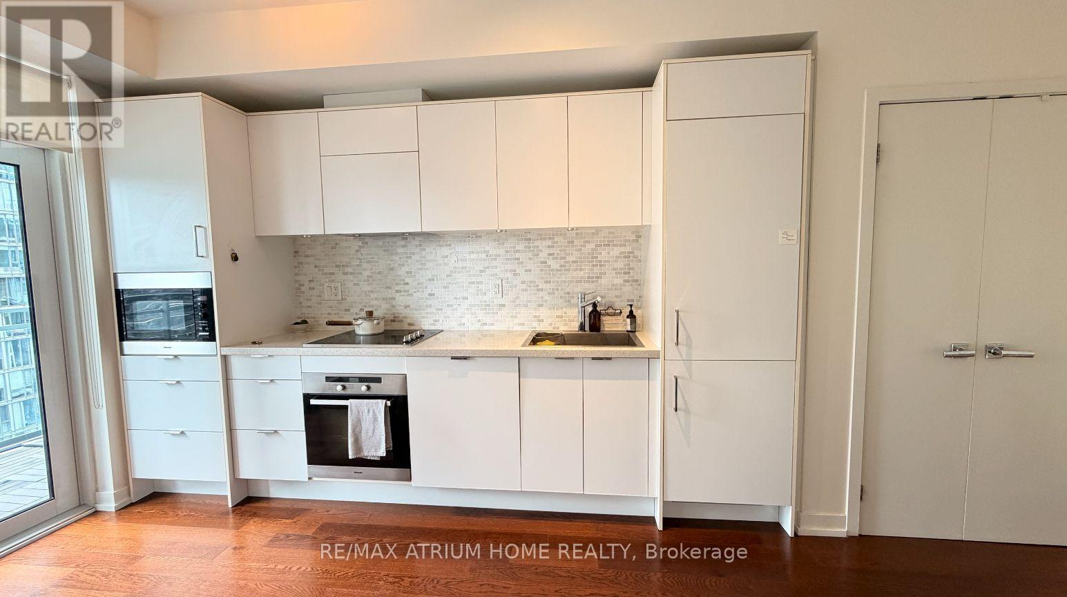 1903 - 21 Widmer Street, Toronto, Ontario  M5V 2E8 - Photo 3 - C13449866