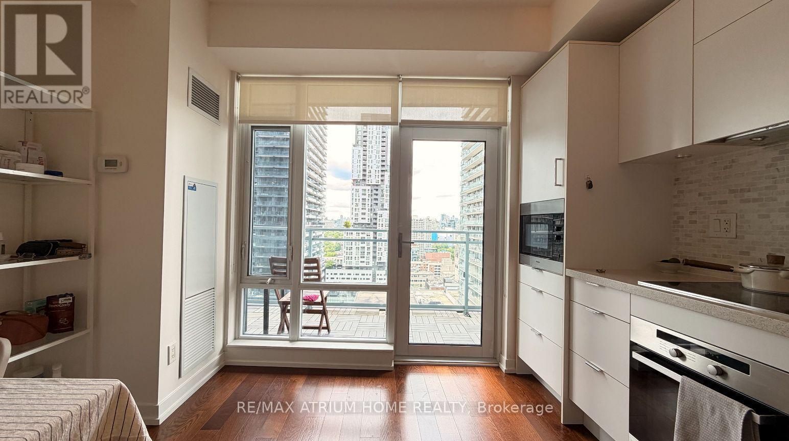 1903 - 21 Widmer Street, Toronto, Ontario  M5V 2E8 - Photo 6 - C13449866