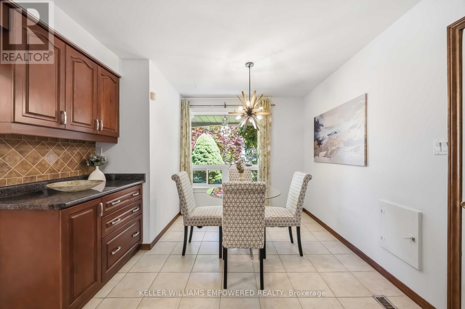 42 Pineway Boulevard, Toronto, Ontario  M2H 1A1 - Photo 18 - C13449950