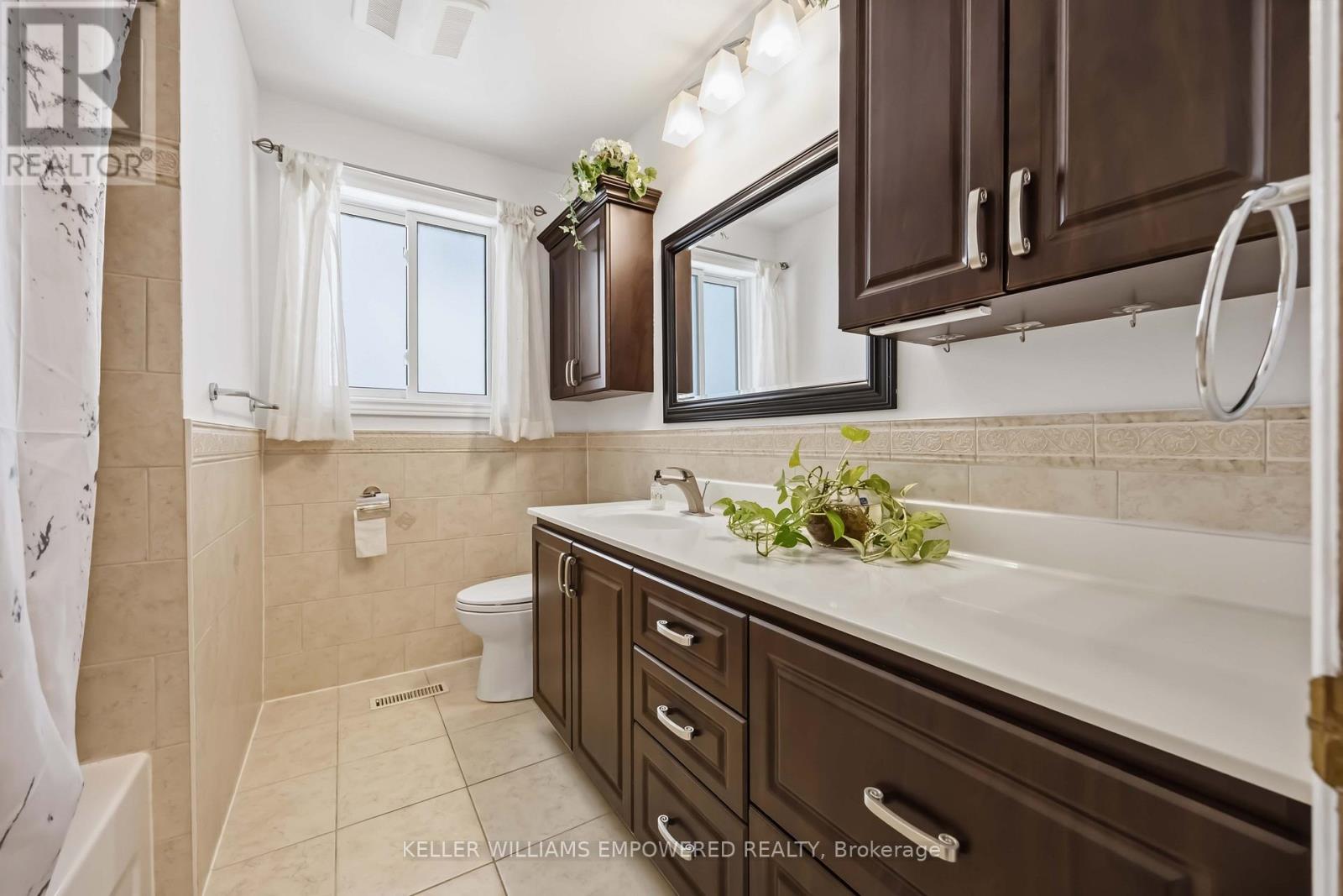 42 Pineway Boulevard, Toronto, Ontario  M2H 1A1 - Photo 25 - C13449950