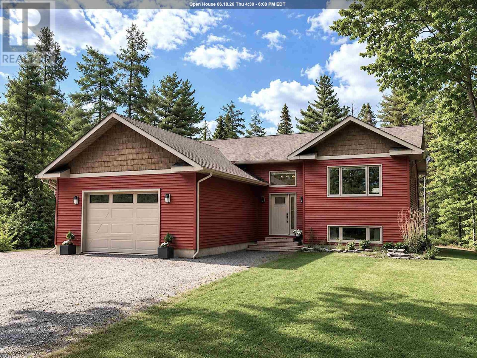 820 Airport Rd, Sault Ste. Marie, Ontario  P6A 5K8 - Photo 1 - SM261443