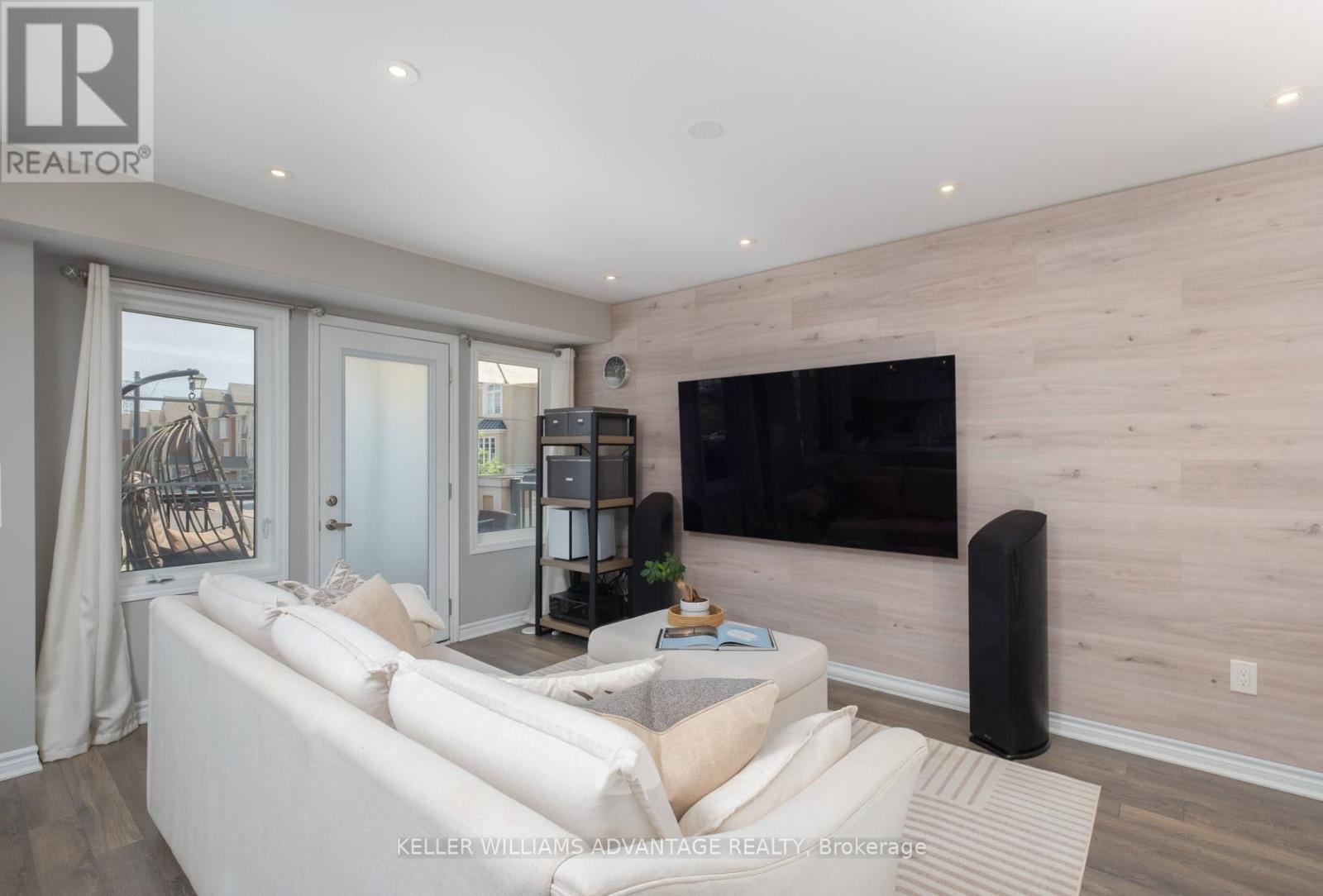 98 Howe Avenue, Toronto, Ontario  M1L 0J4 - Photo 11 - E13449692