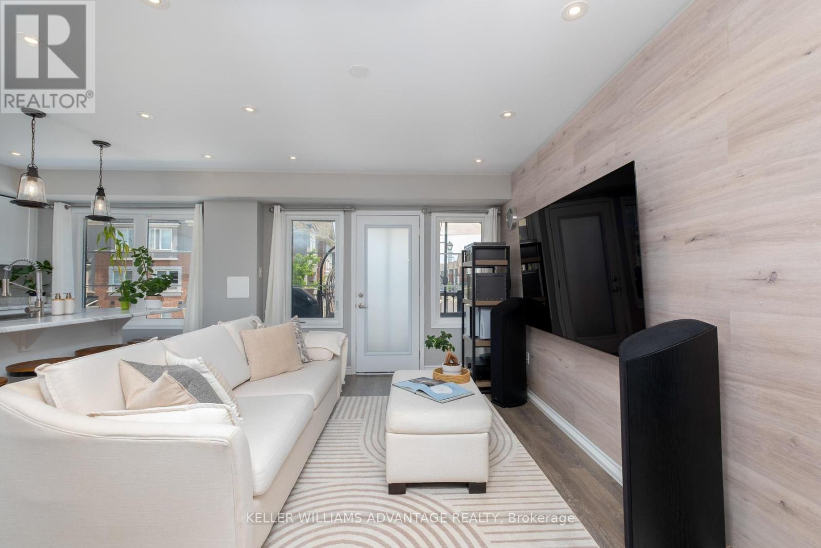 98 Howe Avenue, Toronto, Ontario  M1L 0J4 - Photo 16 - E13449692