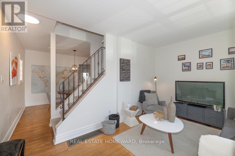 55 Devon Road, Toronto, Ontario  M4E 2J7 - Photo 6 - E13449724