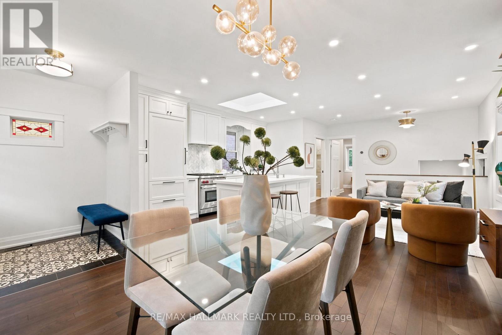 69 Gatwick Avenue, Toronto, Ontario  M4C 1W4 - Photo 20 - E13449840