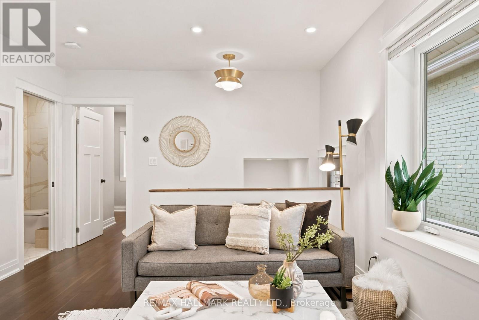 69 Gatwick Avenue, Toronto, Ontario  M4C 1W4 - Photo 22 - E13449840