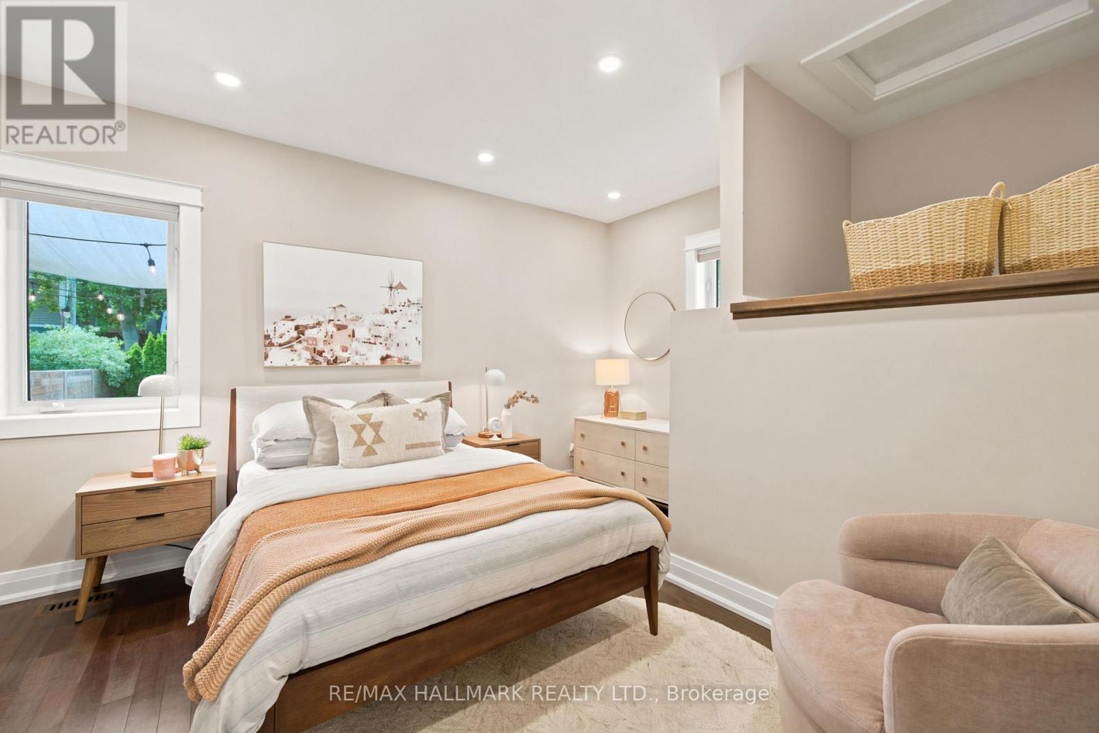 69 Gatwick Avenue, Toronto, Ontario  M4C 1W4 - Photo 23 - E13449840