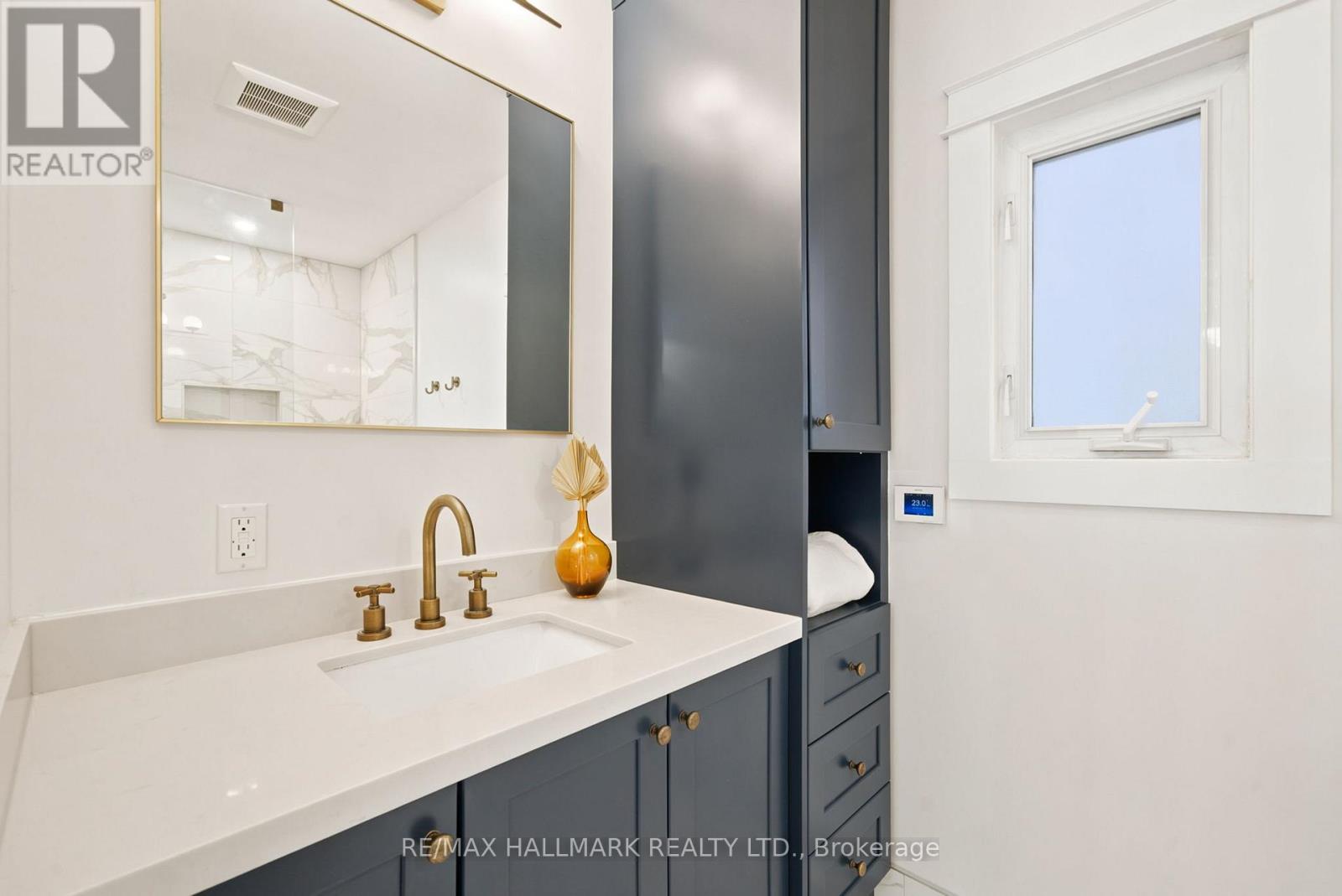 69 Gatwick Avenue, Toronto, Ontario  M4C 1W4 - Photo 30 - E13449840