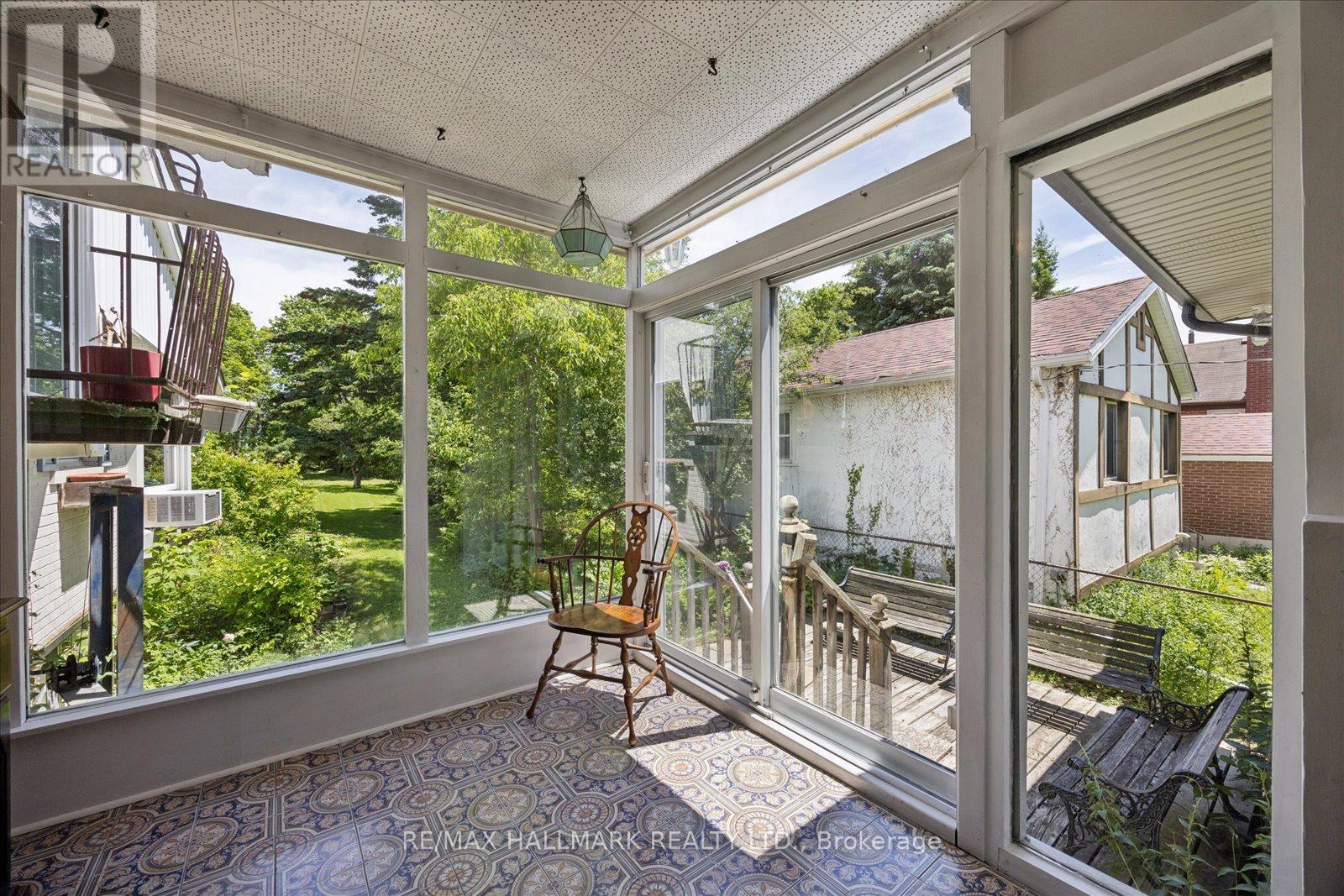 23 Larwood Boulevard, Toronto, Ontario  M1M 2M6 - Photo 10 - E13449864