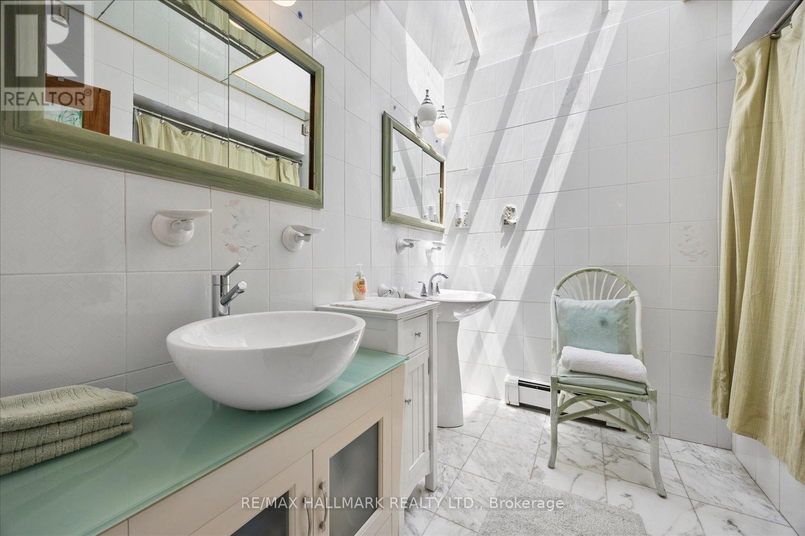 23 Larwood Boulevard, Toronto, Ontario  M1M 2M6 - Photo 22 - E13449864