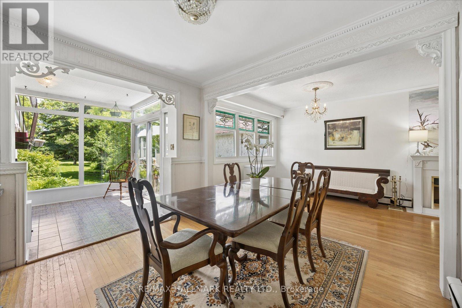 23 Larwood Boulevard, Toronto, Ontario  M1M 2M6 - Photo 8 - E13449864