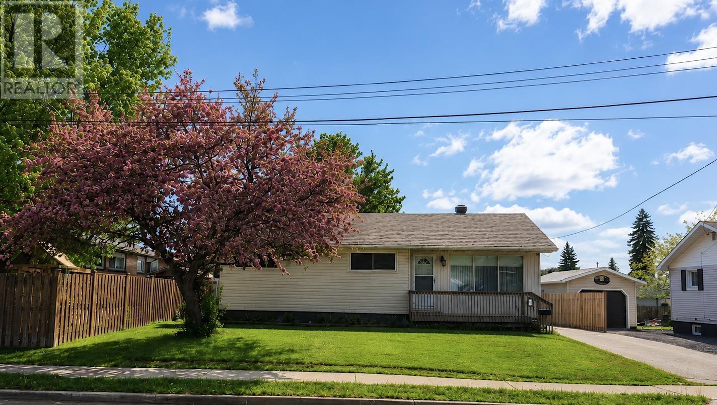 15 Northern Ave W, Sault Ste. Marie, Ontario P6C 3E2 - Photo 6 - SM261446