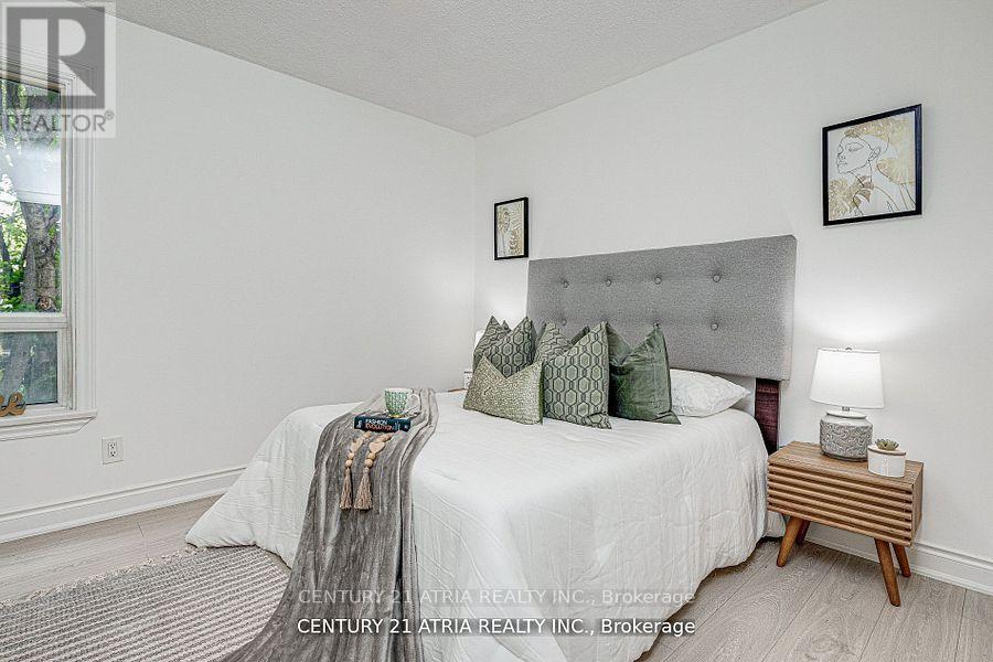 18 Hester Court, Markham, Ontario  L3T 3K5 - Photo 13 - N13449586