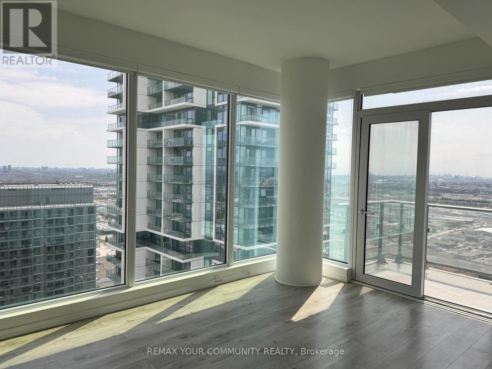4505 - 1000 Portage Parkway, Vaughan, Ontario  L4K 5K8 - Photo 2 - N13449618