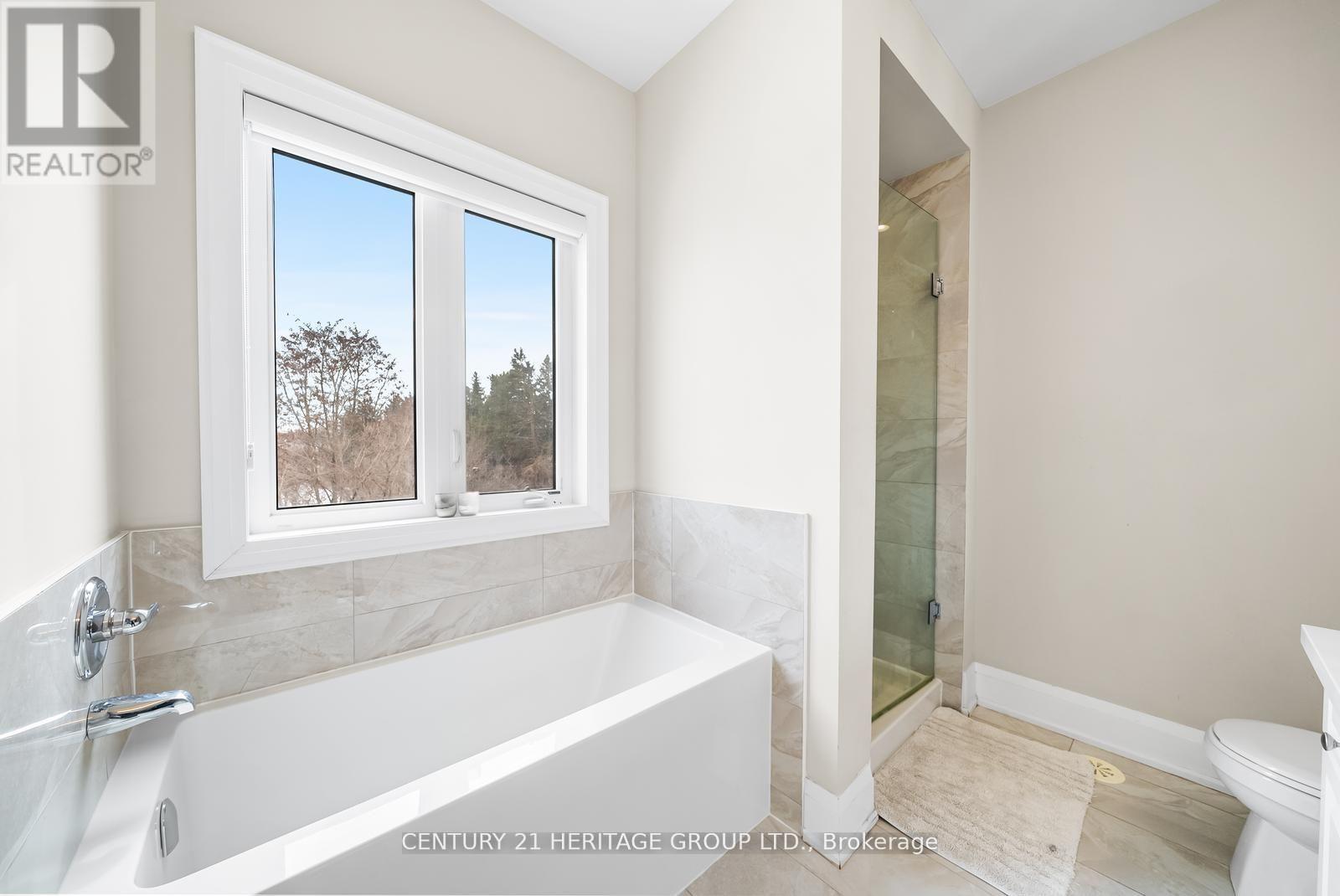 210 Arianna Crescent, Vaughan, Ontario L6A 4Z9 - Photo 27 - N13449674