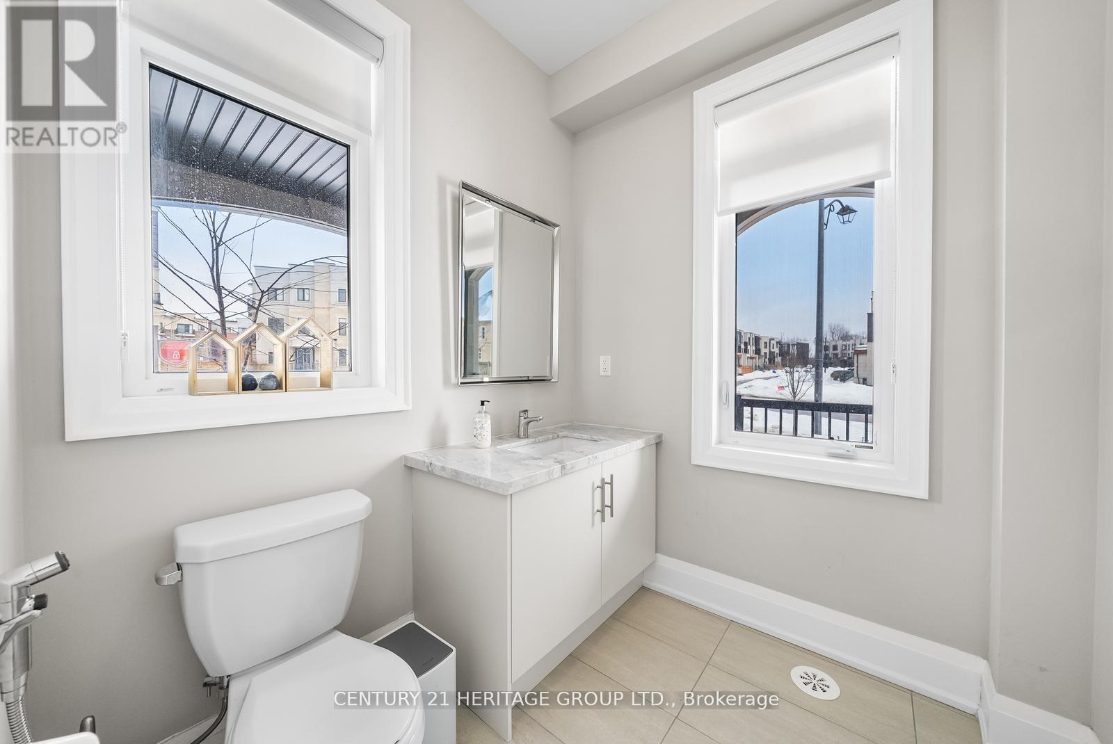 210 Arianna Crescent, Vaughan, Ontario L6A 4Z9 - Photo 7 - N13449674