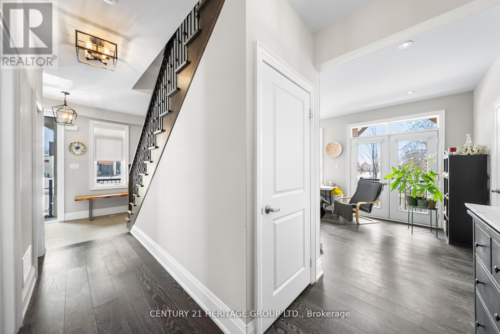 210 Arianna Crescent, Vaughan, Ontario L6A 4Z9 - Photo 9 - N13449674