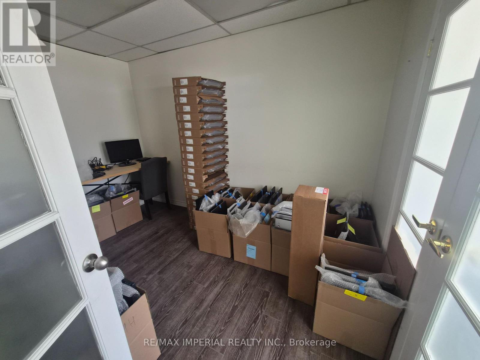 11 - 15 West Pearce Street, Richmond Hill, Ontario  L4B 1E3 - Photo 14 - N13449924