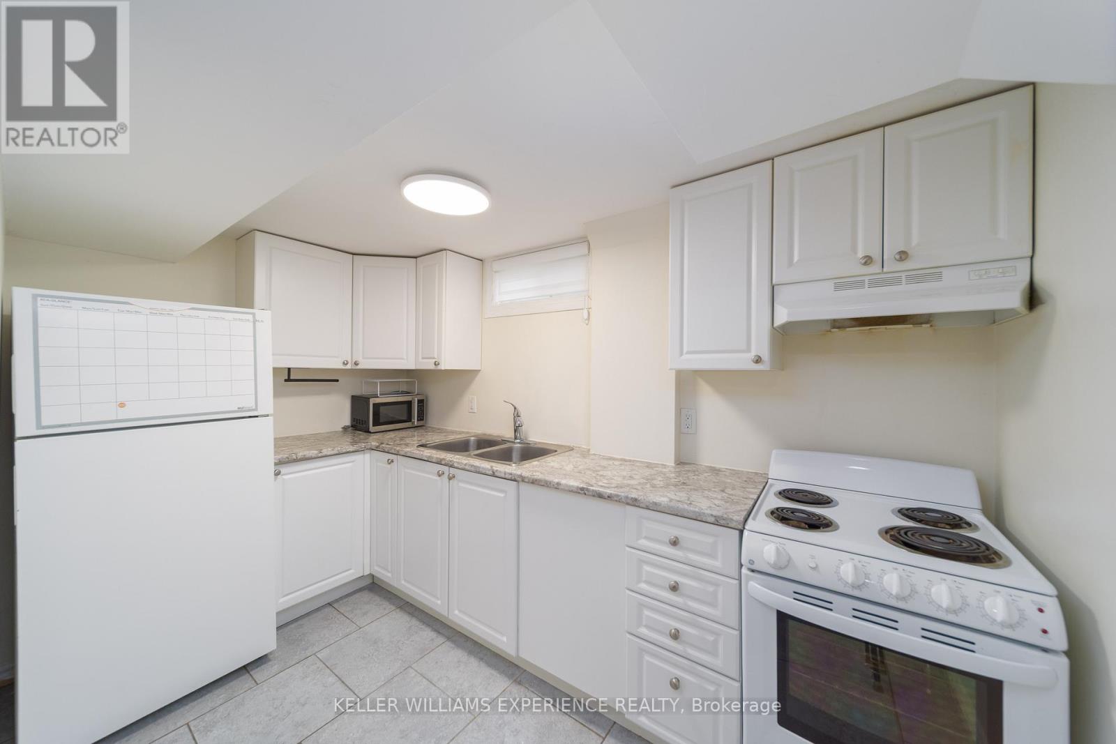 Lower Lvl - 98 Cundles Road E, Barrie, Ontario  L4M 2Z9 - Photo 4 - S13449608