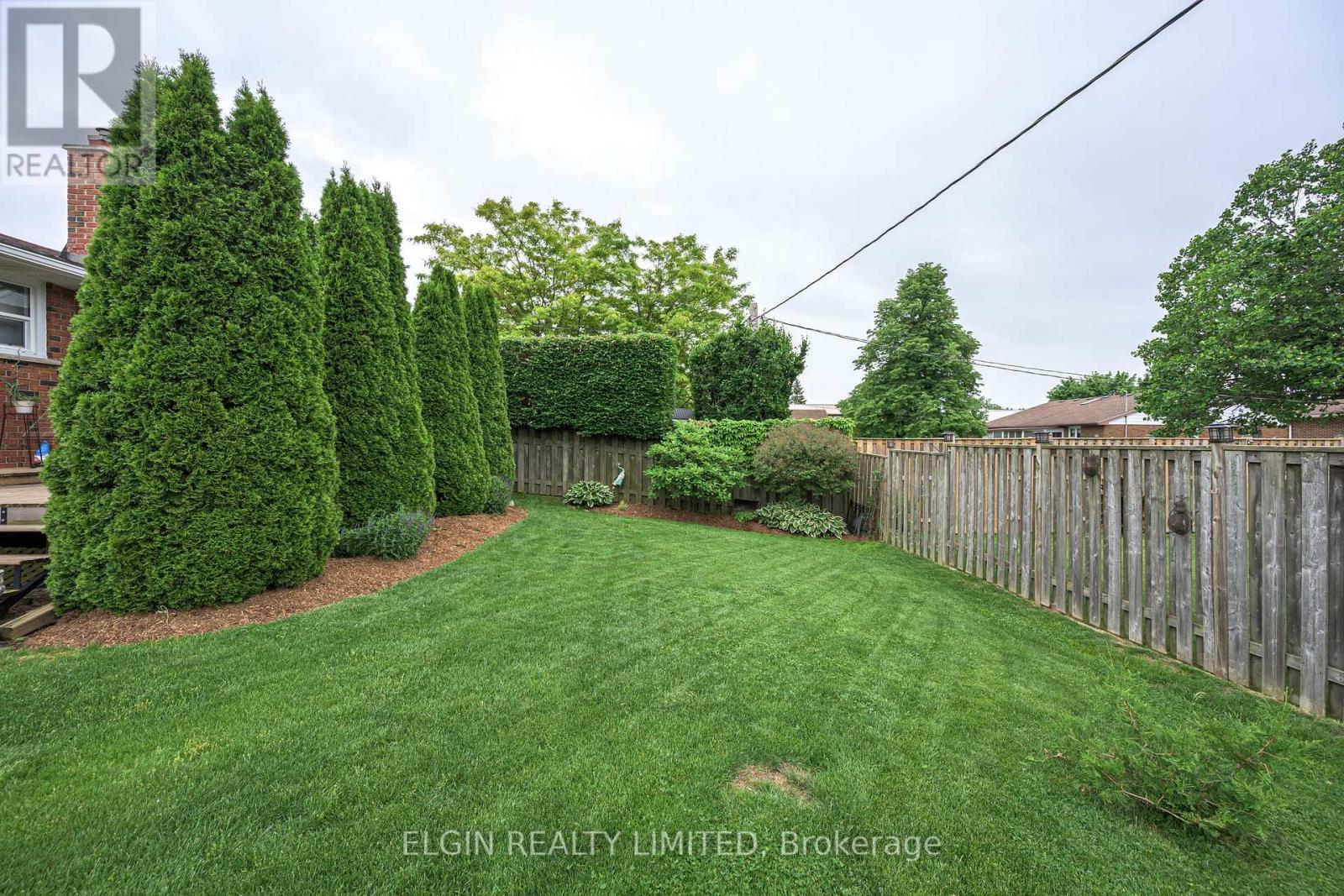 30 Erinlea Drive, St. Thomas, Ontario  N5R 5N8 - Photo 5 - X13449986