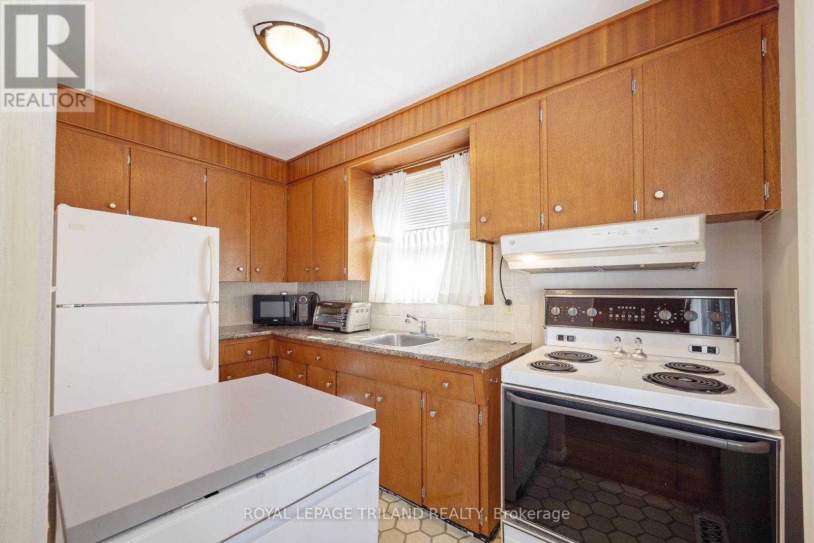 1568 Nairn Avenue, London East, Ontario  N5V 2P2 - Photo 10 - X13450134