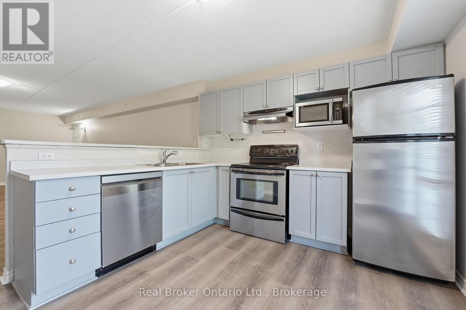 205 - 2065 APPLEBY LINE, Burlington, Ontario
