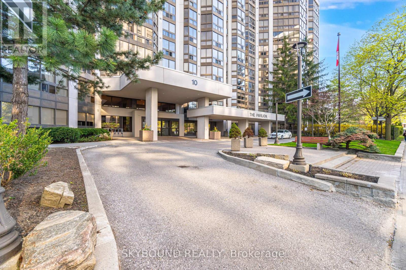 511 - 10 Kenneth Avenue, Toronto, Ontario  M2N 6K6 - Photo 2 - C13090246