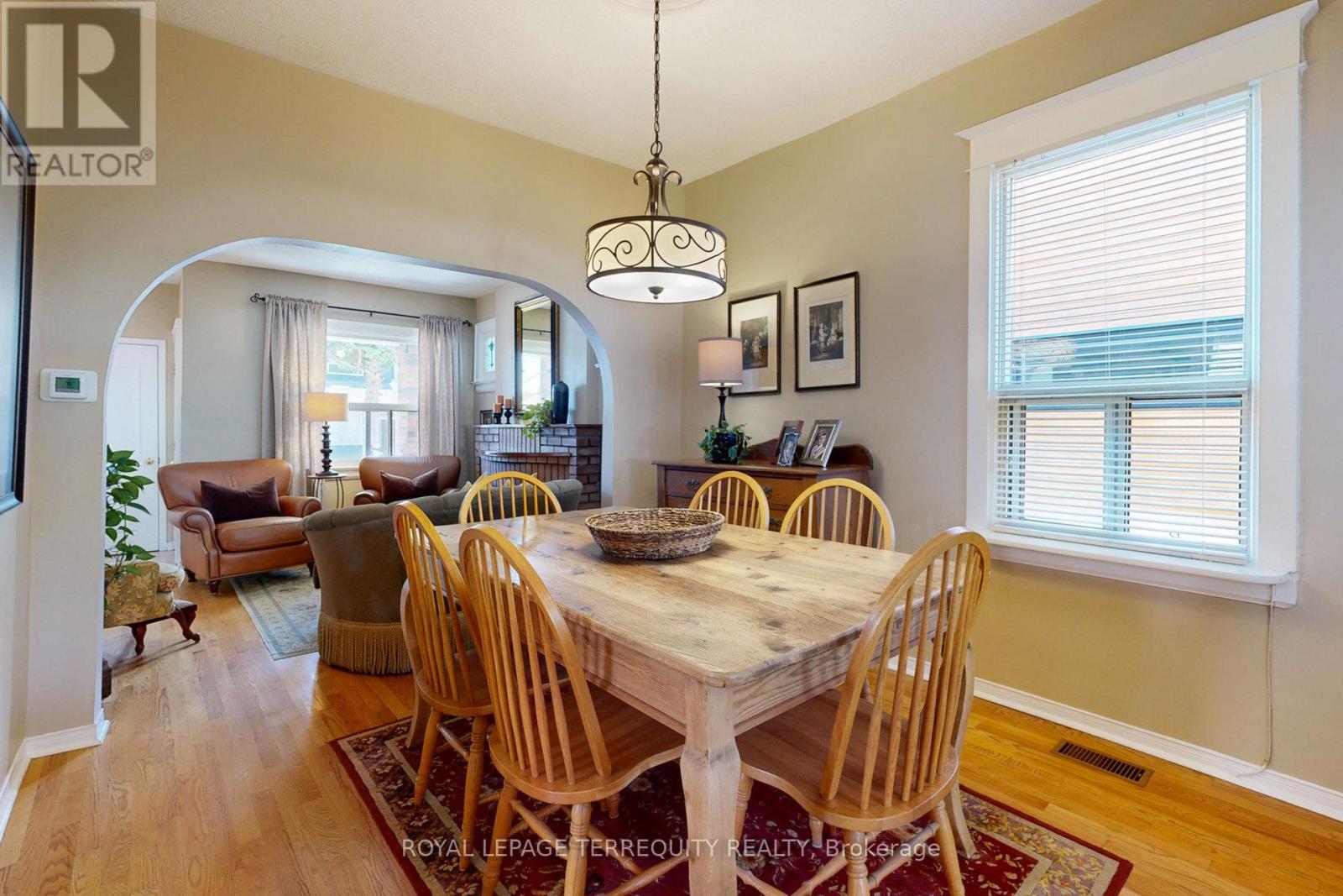 92 Eileen Avenue, Toronto, Ontario  M6N 1V4 - Photo 5 - W13449598