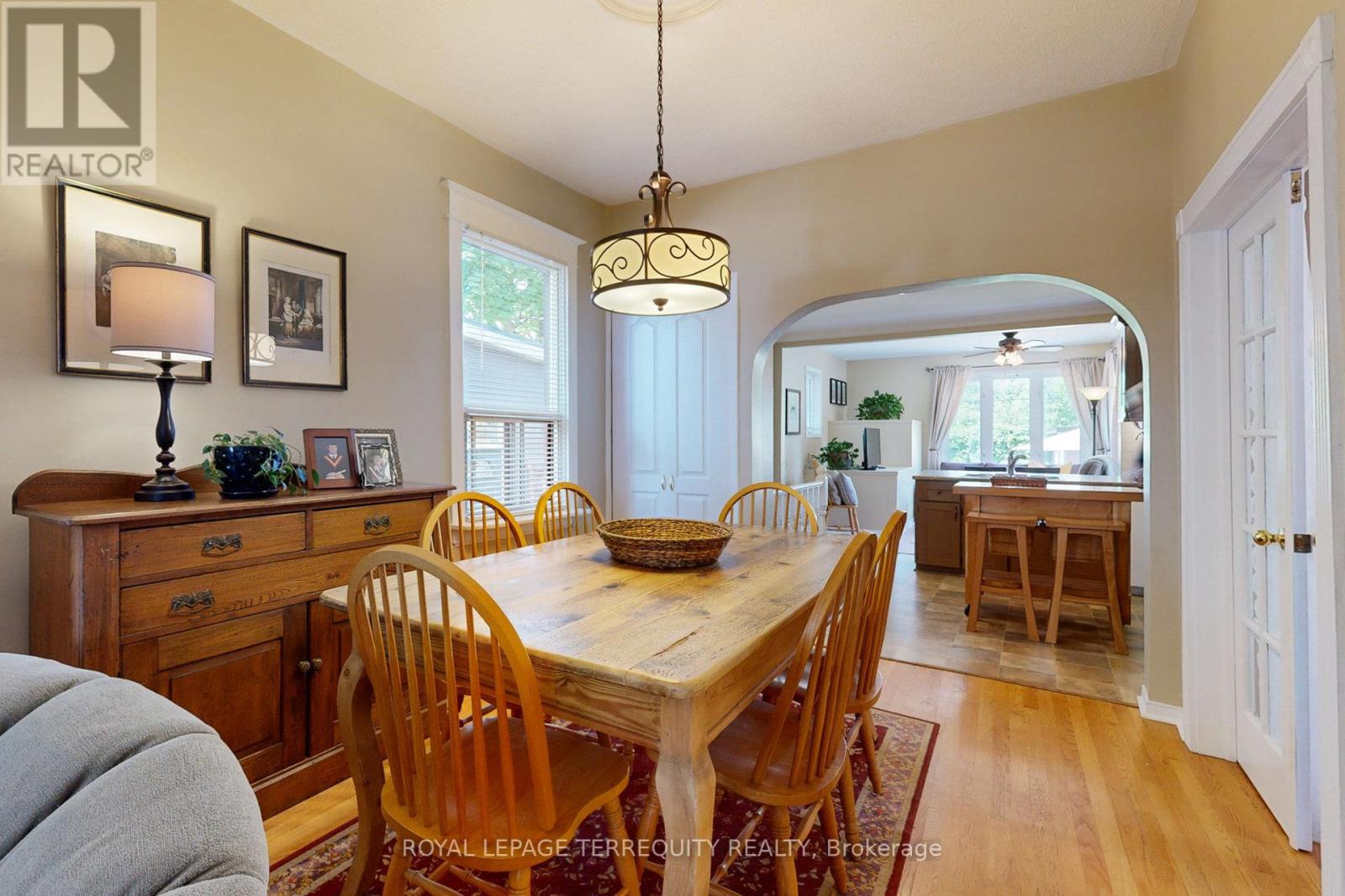 92 Eileen Avenue, Toronto, Ontario  M6N 1V4 - Photo 6 - W13449598