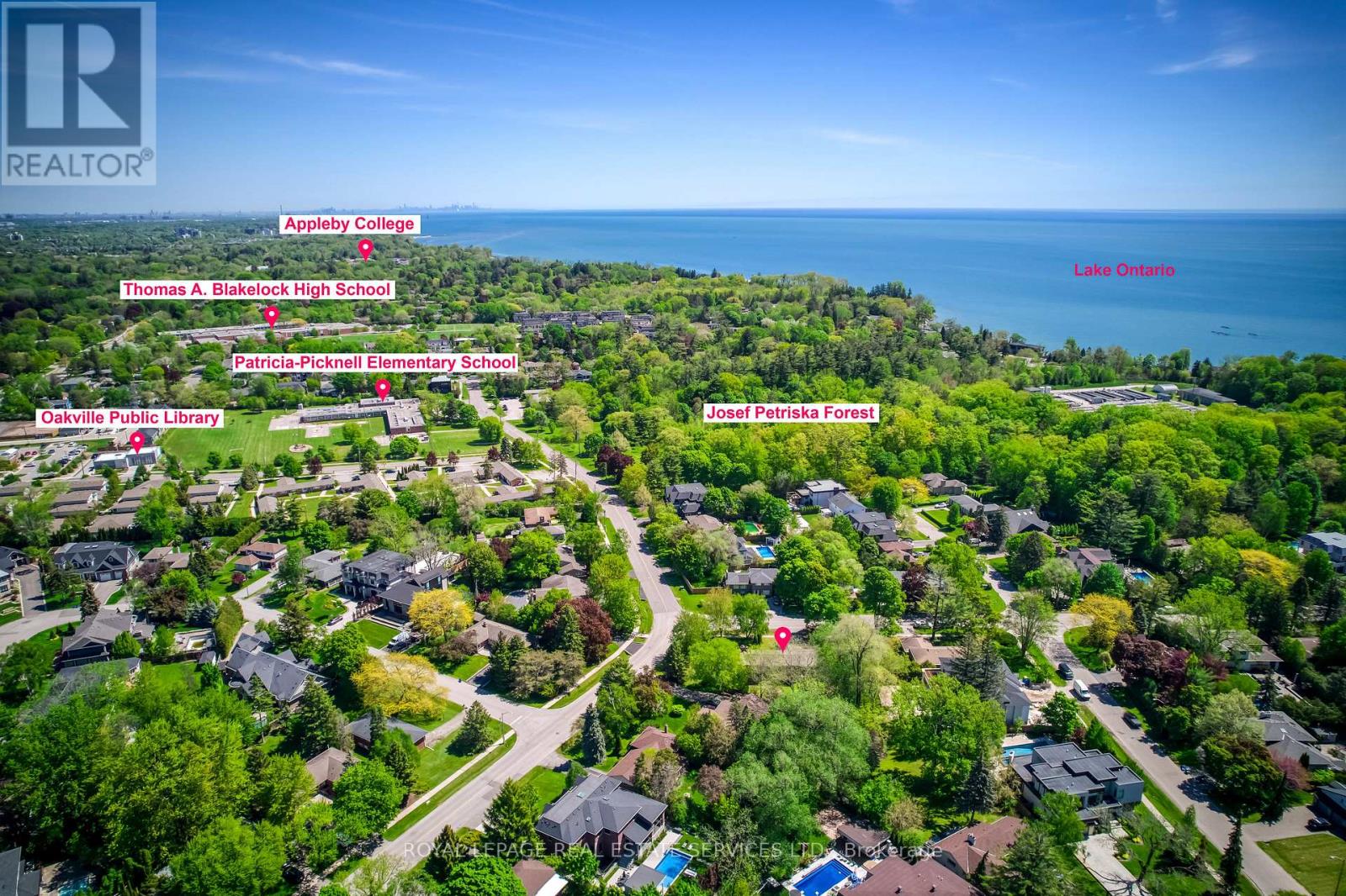 220 Woodhaven Park Drive, Oakville, Ontario  L6L 4K8 - Photo 10 - W13449632