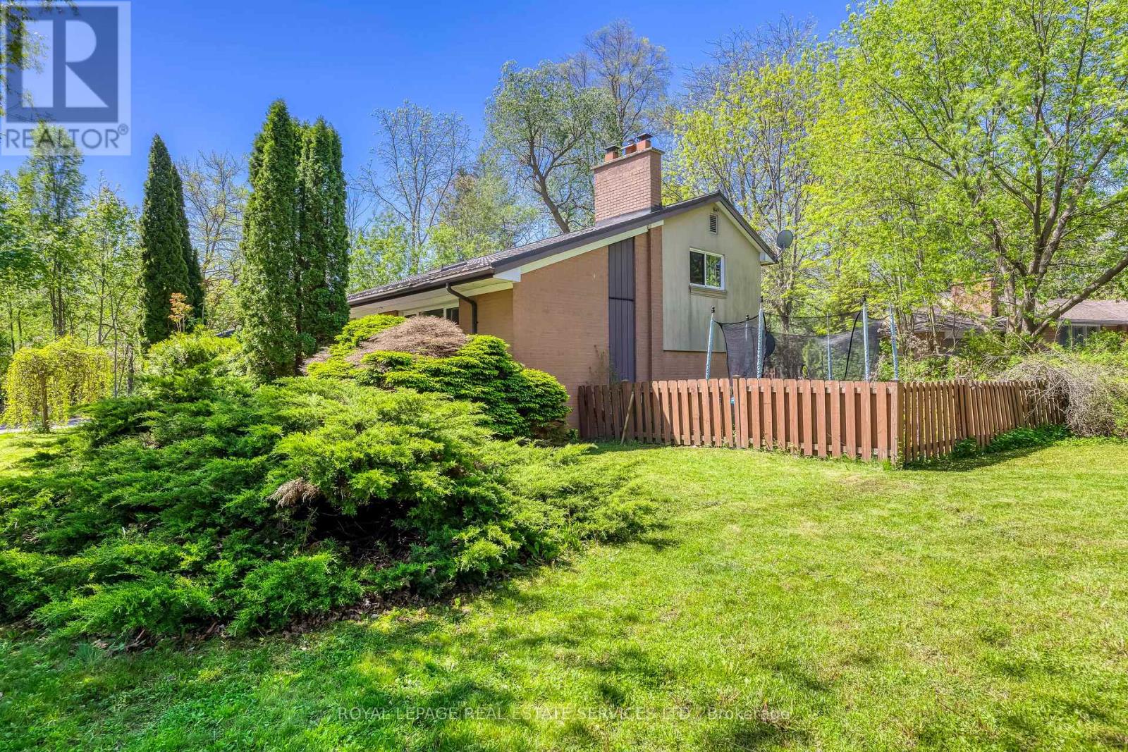 220 Woodhaven Park Drive, Oakville, Ontario  L6L 4K8 - Photo 20 - W13449632