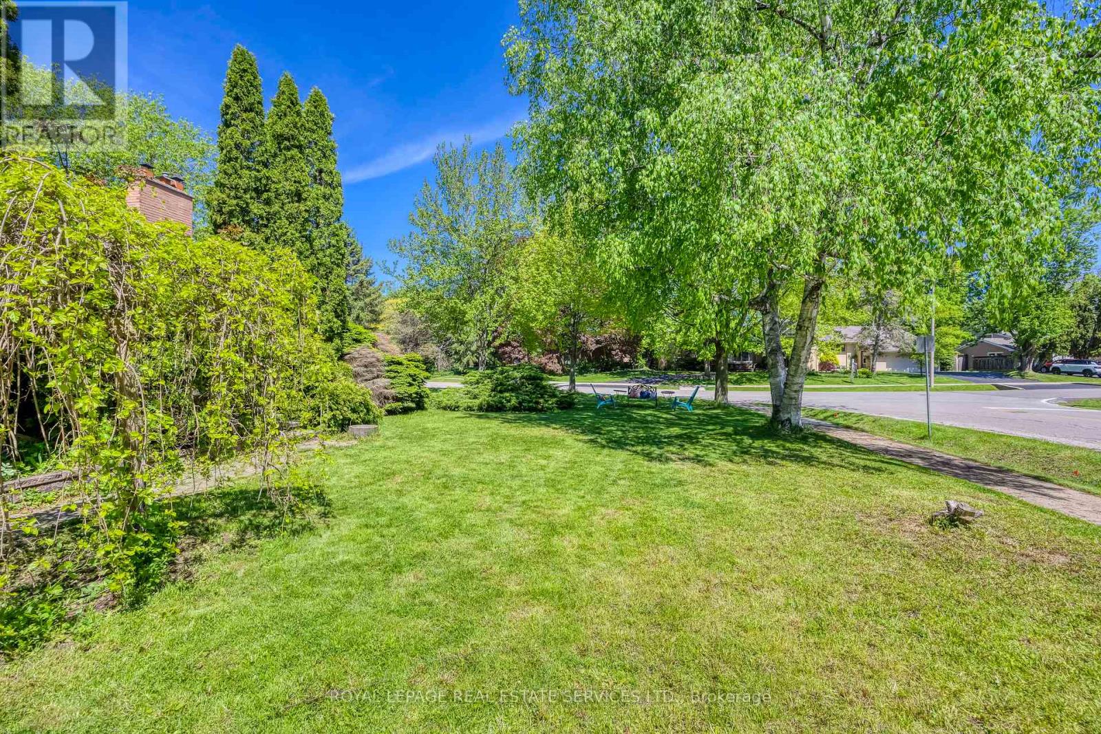 220 Woodhaven Park Drive, Oakville, Ontario  L6L 4K8 - Photo 21 - W13449632