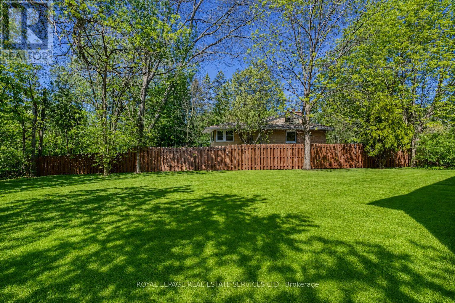 220 Woodhaven Park Drive, Oakville, Ontario  L6L 4K8 - Photo 25 - W13449632