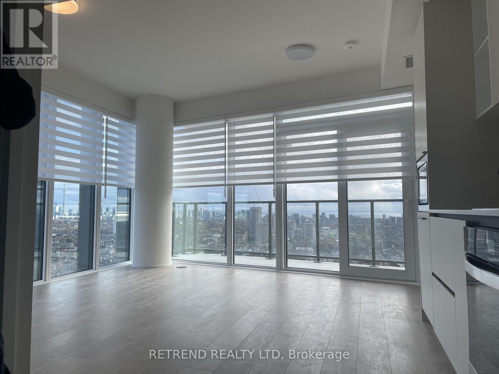 2310 - 10 GRAPHOPHONE GROVE, Toronto, Ontario