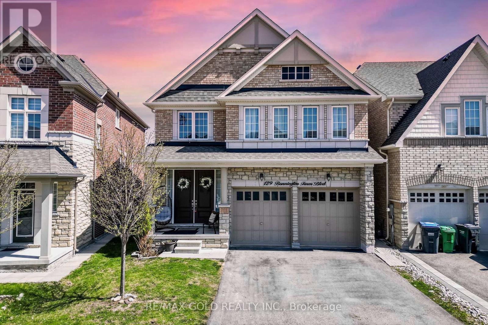 129 BONNIEGLEN FARM BOULEVARD, Caledon, Ontario