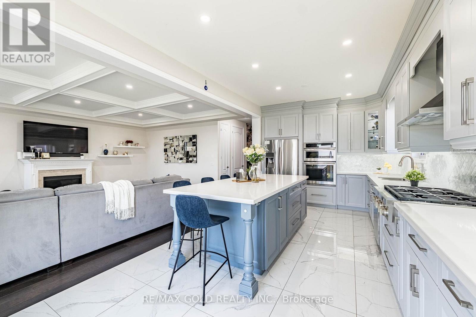 129 Bonnieglen Farm Boulevard, Caledon, Ontario  L7C 4B9 - Photo 18 - W13449720